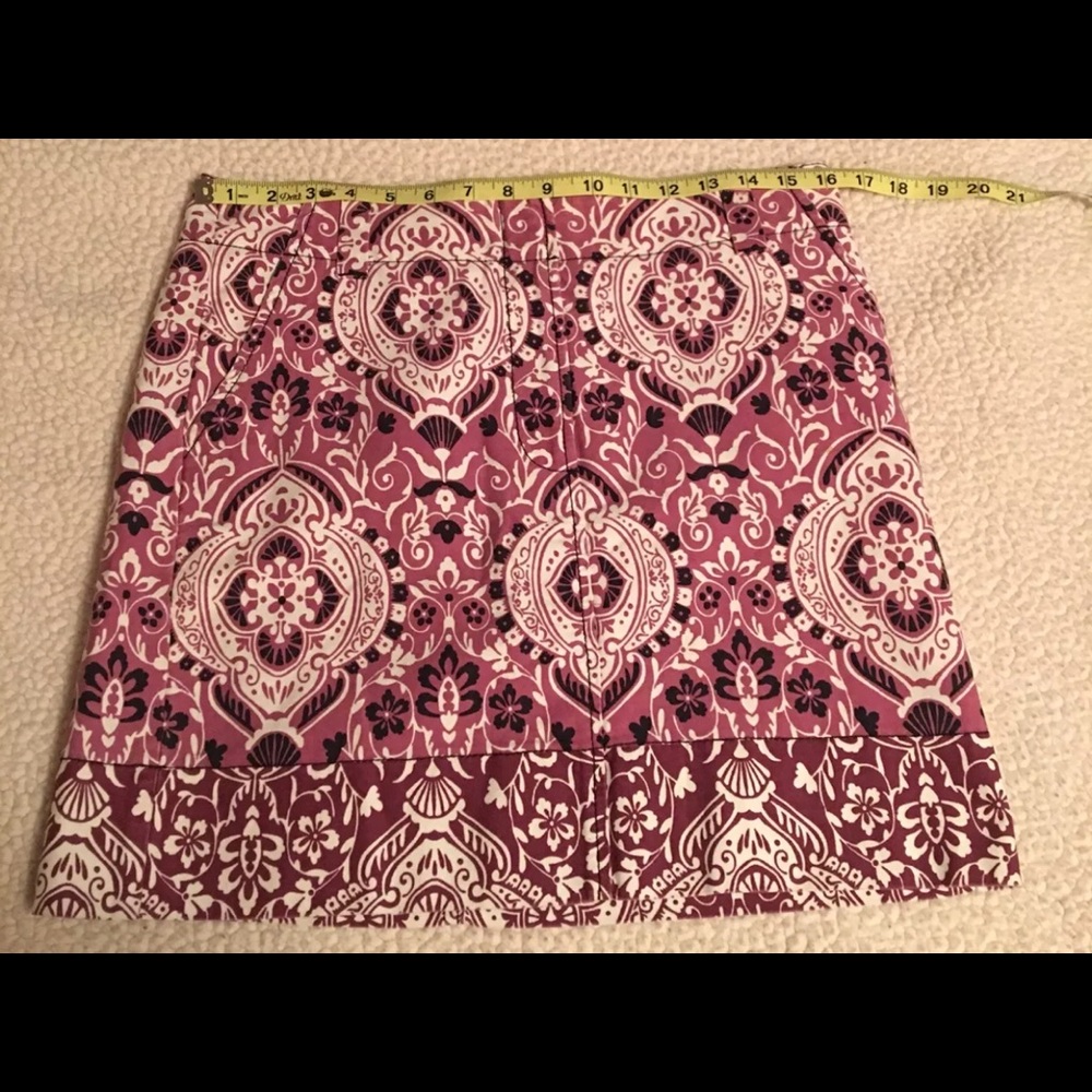 Loft purple paisley pattern skirt size 6